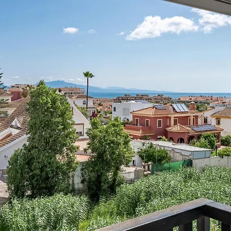 11 Modern Apt With Sea Views, Two Poolareas, Close To Parks & Beaches Apartment Manilva